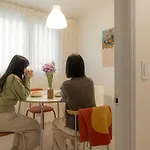 Poom Stay, Airport Bus, Cozy Stay For Seoul Travelers,Yeomchang Stn, Line9