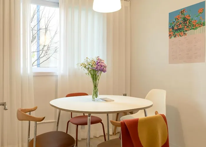 Poom Stay, Airport Bus, Cozy Stay For Seoul Travelers,Yeomchang Stn, Line9