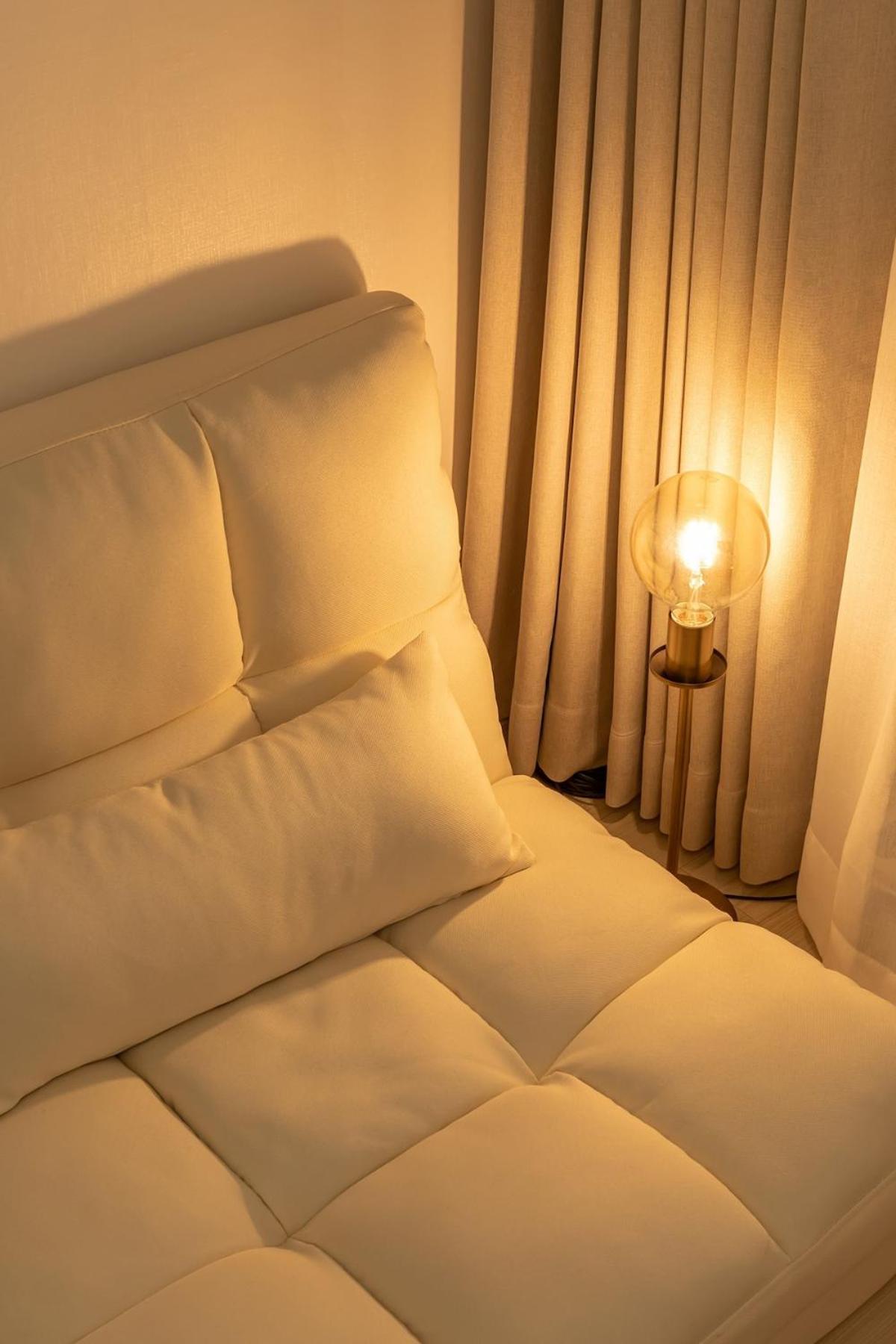 Apartment Poom Stay, Airport Bus, Cozy For Travelers,yeomchang Stn, Line9