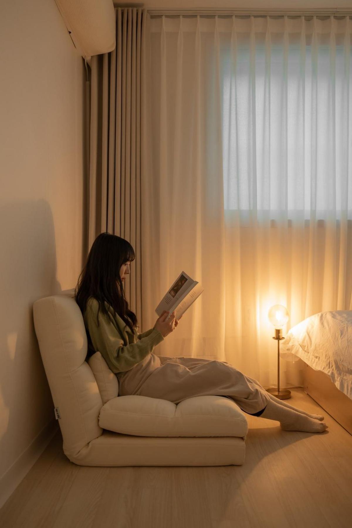 Poom Stay, Airport Bus, Cozy For Travelers,yeomchang Stn, Line9 * Seoul